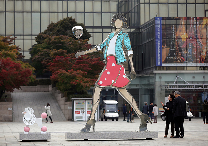 With you 4000x1500x5000mm.대리석.스테인레스스틸.우레탄도장.2019.JPG