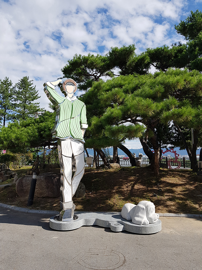 With you 2700x1000x3700mm.스테인레스스틸.대리석.우레탄도장.2018.jpg