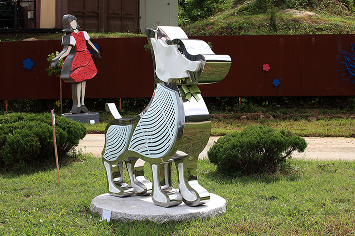 with pet 1100x1100x1600mm.스테인레스스틸.화강석.우레탄도장.2017.JPG